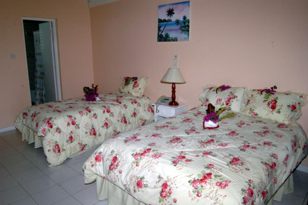 Our Past Time Hotel Негрил Номер фото